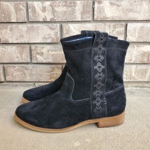 New Toms Laurel Suede Black ankle boots booties